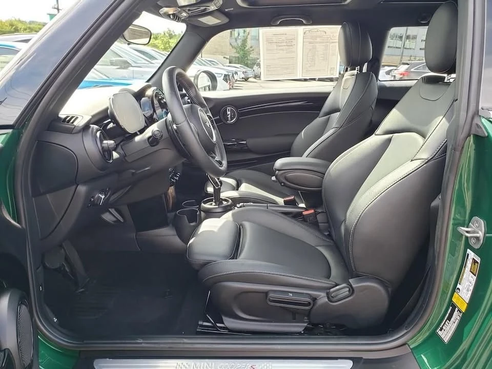 2023 Mini Mini Cooper S 3rd Gen - Image 16 of 20