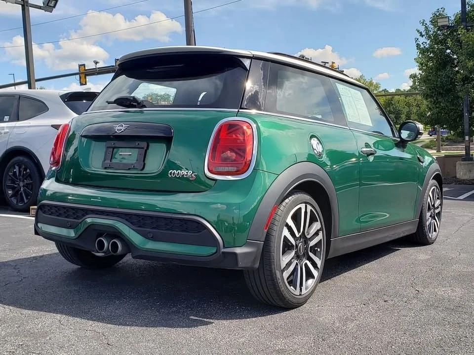2023 Mini Mini Cooper S 3rd Gen - Image 10 of 20