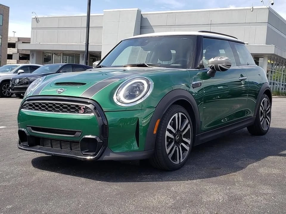 2023 Mini Mini Cooper S 3rd Gen - Image 4 of 20