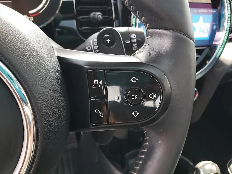 2023 Mini Mini Cooper S 3rd Gen - Image 14 of 20