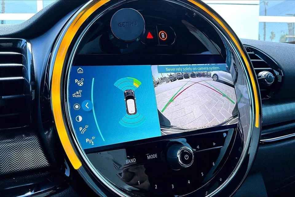 2023 Mini Clubman 2nd Gen - Image 13 of 16