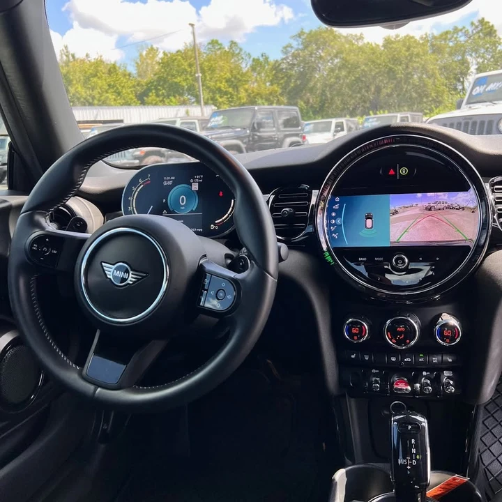 2023 Mini Mini Cooper S 3rd Gen - Image 17 of 17