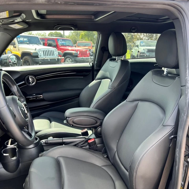 2023 Mini Mini Cooper S 3rd Gen - Image 13 of 17