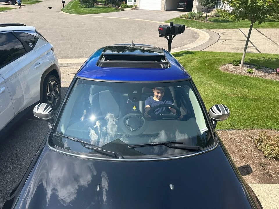 2023 Mini Mini Cooper S 3rd Gen - Image 6 of 6