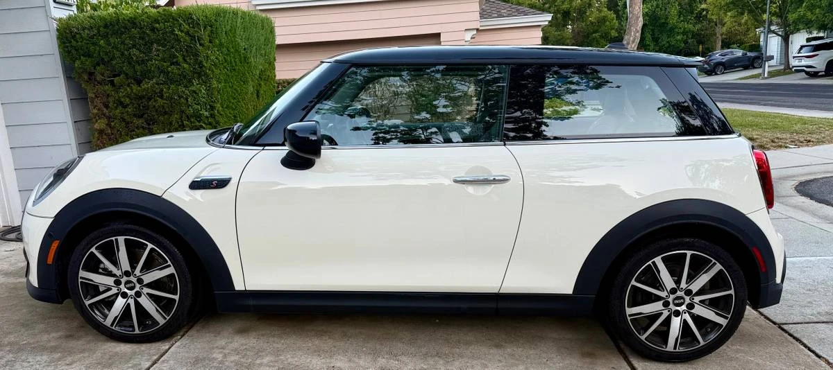 2023 Mini Mini Cooper S 3rd Gen - Image 15 of 16