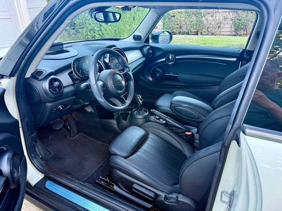 2023 Mini Mini Cooper S 3rd Gen - Image 3 of 16