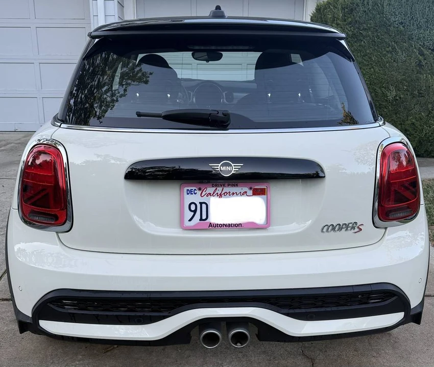 2023 Mini Mini Cooper S 3rd Gen - Image 13 of 16