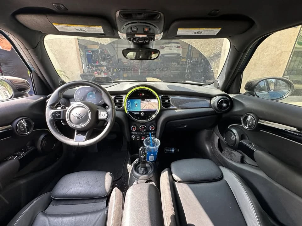 2023 Mini Mini Cooper S 3rd Gen - Image 7 of 10