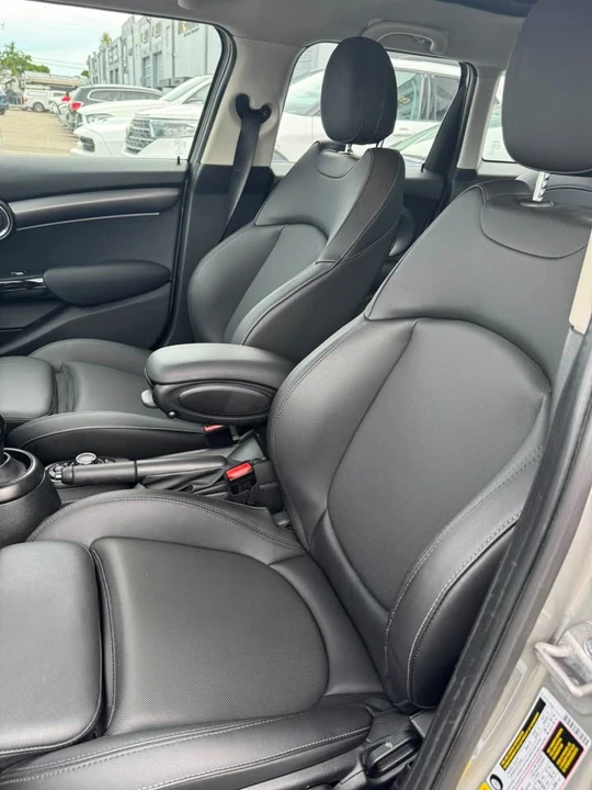 2023 Mini Mini Cooper S 3rd Gen - Image 5 of 6