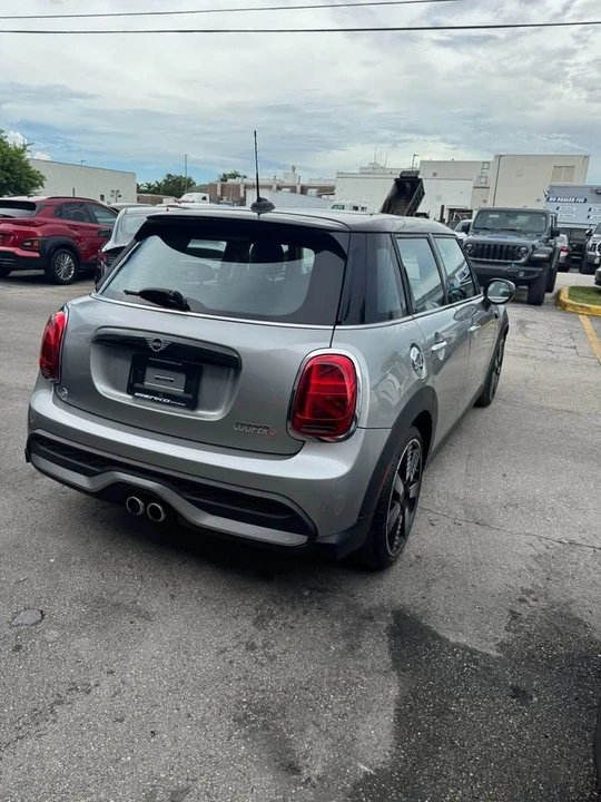 2023 Mini Mini Cooper S 3rd Gen - Image 4 of 6