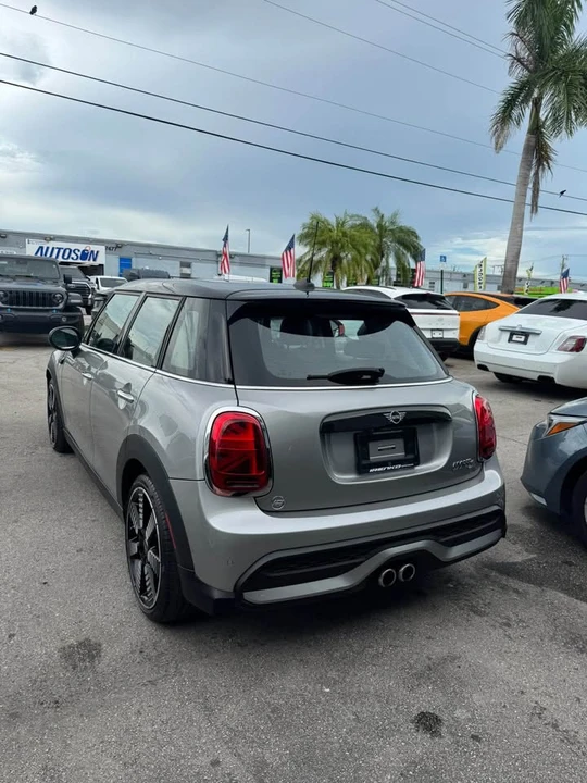 2023 Mini Mini Cooper S 3rd Gen - Image 3 of 6