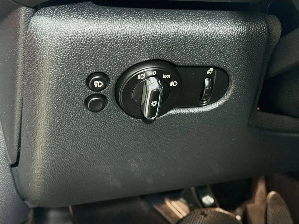 2023 Mini Mini Cooper S 3rd Gen - Image 10 of 18