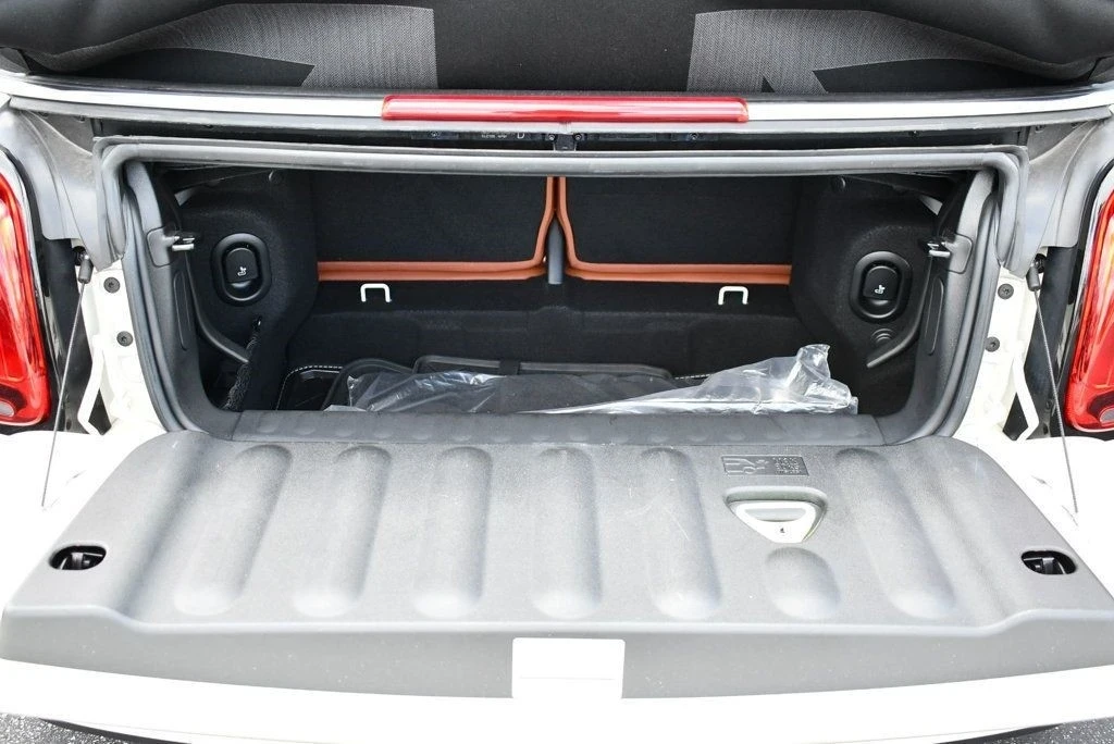 2023 Mini Mini Cooper S 3rd Gen - Image 16 of 21