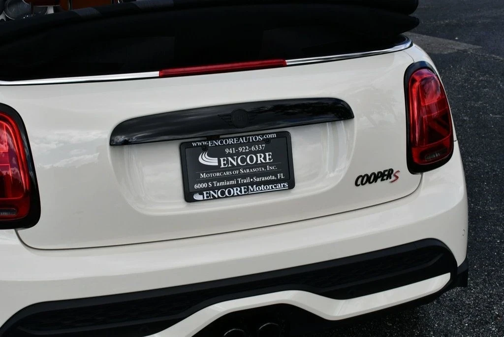 2023 Mini Mini Cooper S 3rd Gen - Image 10 of 12
