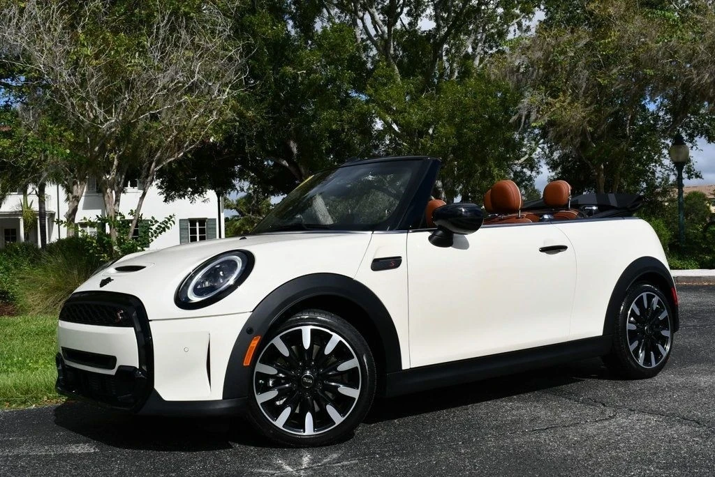 2023 Mini Mini Cooper S 3rd Gen - Image 21 of 21