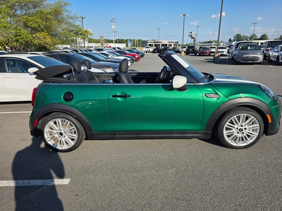 2023 Mini Mini Cooper S 3rd Gen - Image 4 of 7