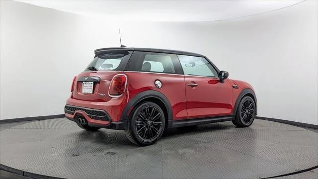 2023 Mini Mini Cooper S 3rd Gen - Image 7 of 20