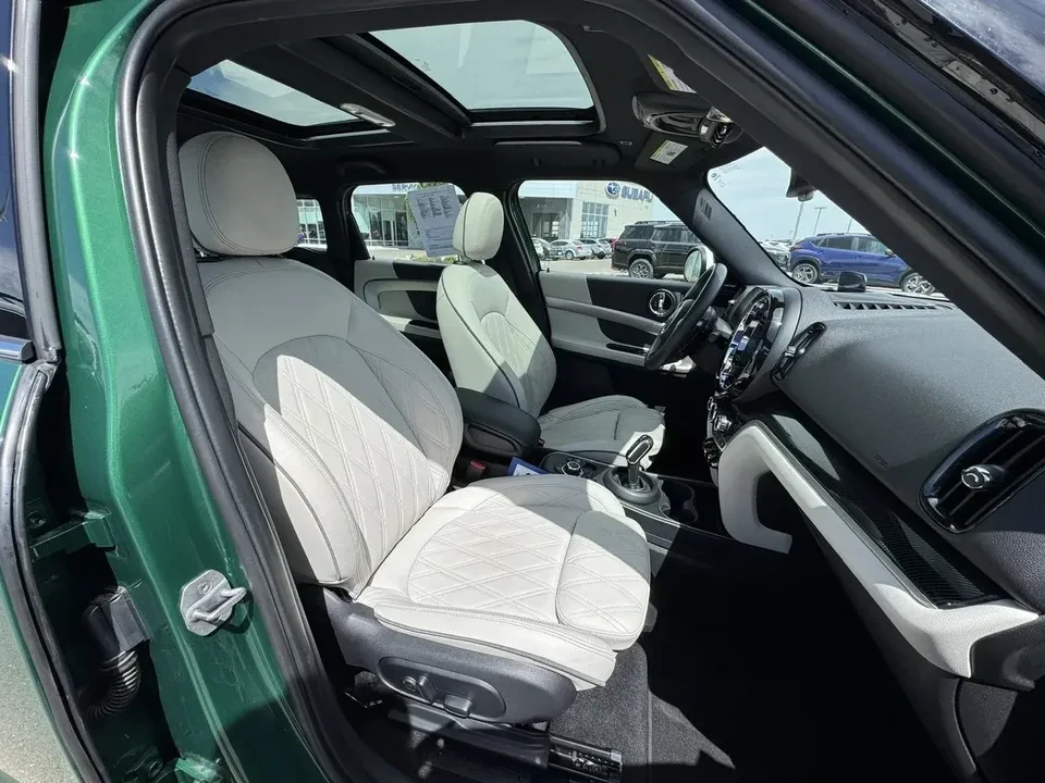 2023 Mini Countryman 2nd Gen - Image 15 of 16