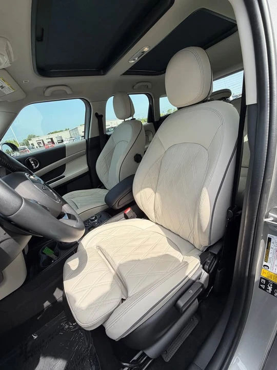 2023 Mini Countryman 2nd Gen - Image 9 of 16