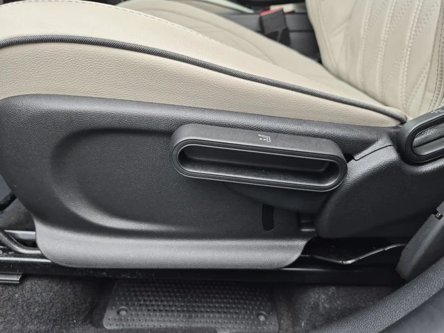 2023 Mini Countryman 2nd Gen - Image 13 of 20