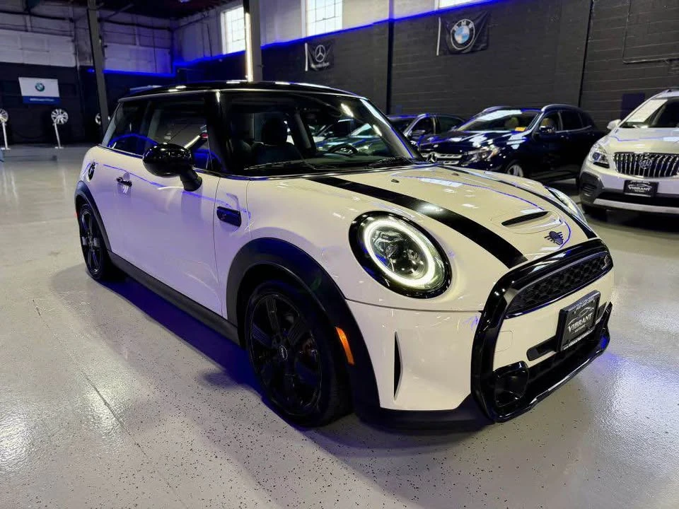2023 Mini Mini Cooper S 3rd Gen - Image 7 of 19