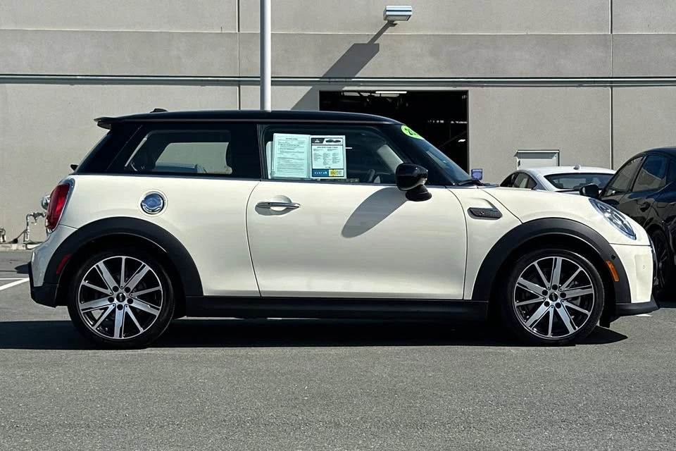 2023 Mini Mini Cooper S 3rd Gen - Image 2 of 20