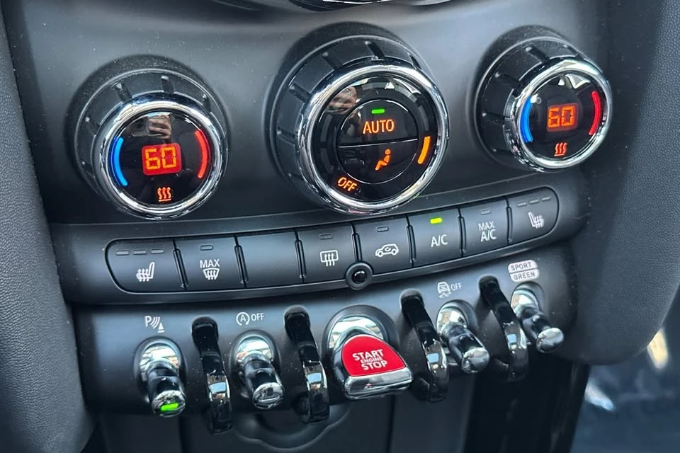 2023 Mini Mini Cooper S 3rd Gen - Image 16 of 20