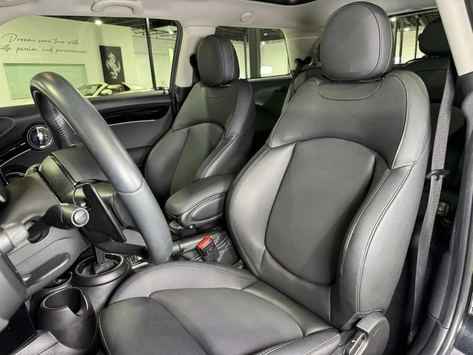 2023 Mini Mini Cooper S 3rd Gen - Image 10 of 12