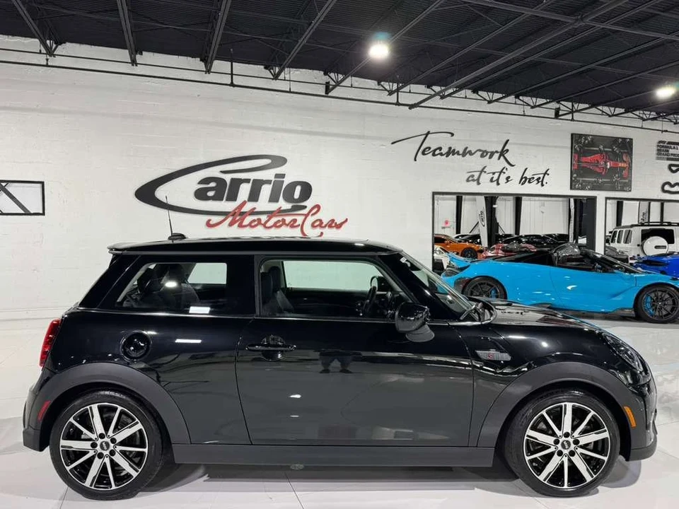 2023 Mini Mini Cooper S 3rd Gen - Image 8 of 12