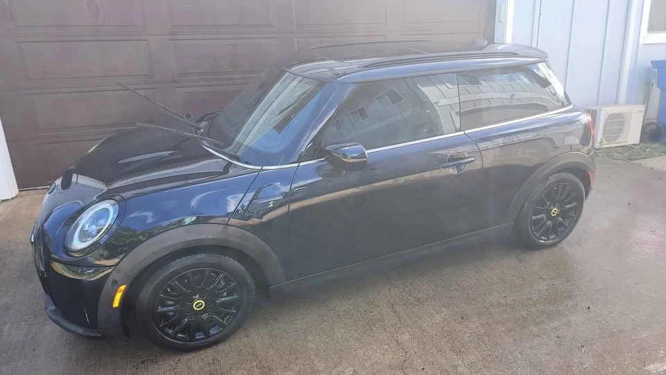 2023 Mini Mini 3rd Gen - Image 2 of 18