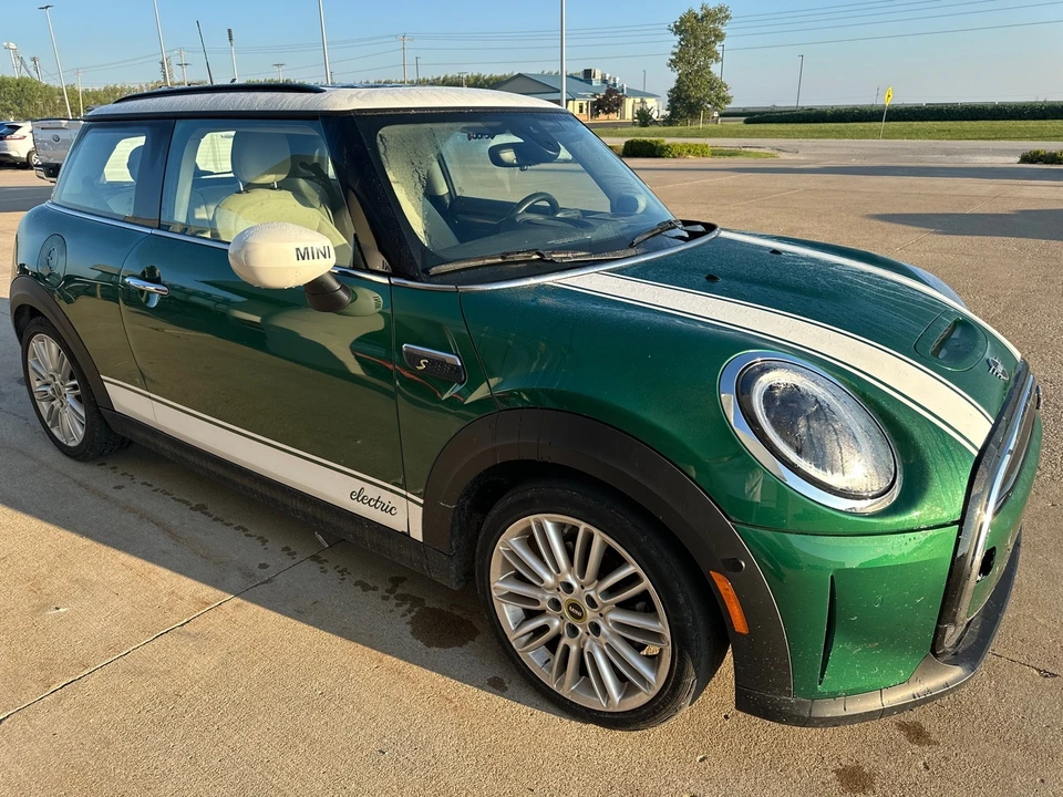 2023 Mini Mini 3rd Gen - Image 6 of 12