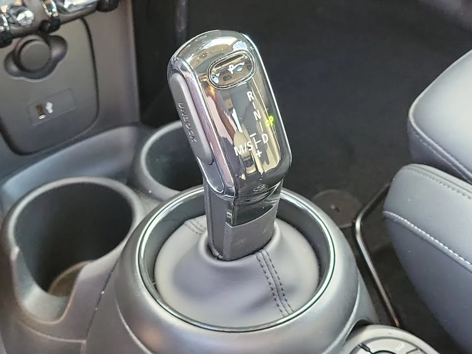2023 Mini Mini Cooper S 3rd Gen - Image 17 of 20