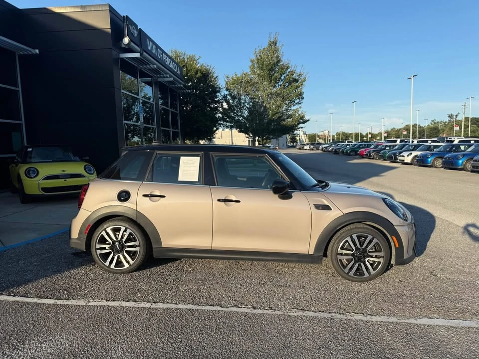2023 Mini Mini 3rd Gen - Image 3 of 15