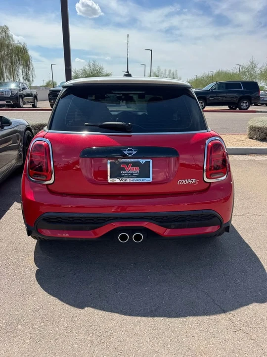 2023 Mini Mini Cooper S 3rd Gen - Image 7 of 9
