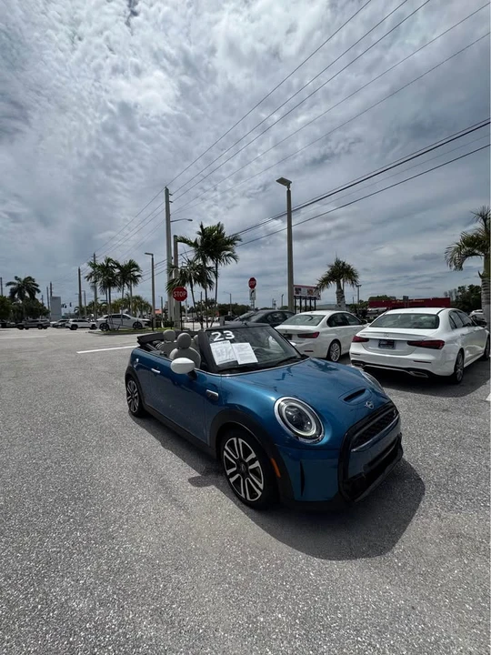 2023 Mini Mini Cooper S 3rd Gen - Image 8 of 15