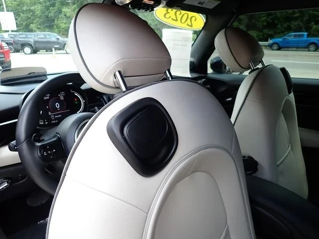 2023 Mini Mini Cooper S 3rd Gen - Image 16 of 20