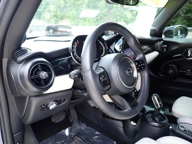 2023 Mini Mini Cooper S 3rd Gen - Image 14 of 20