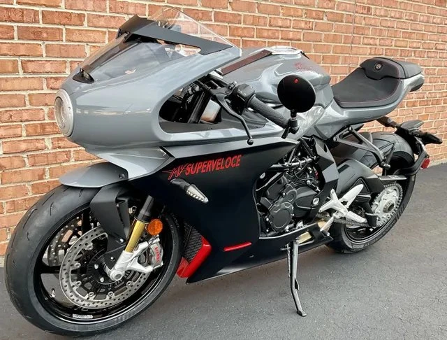 2023 MV Agusta F3 - Image 2 of 3