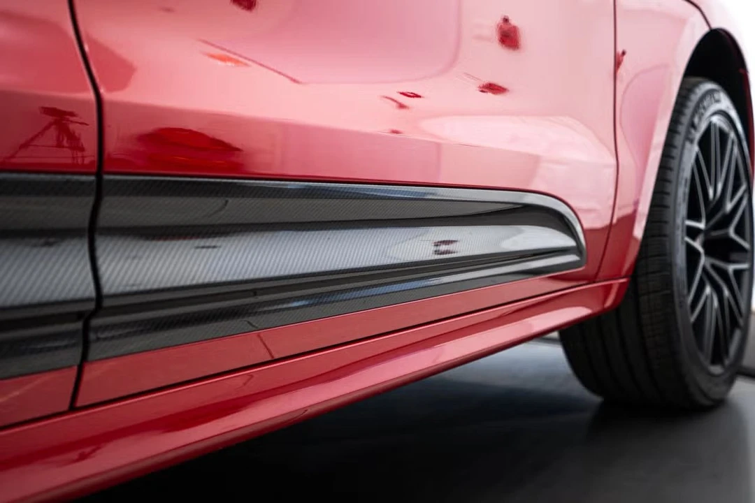 2023 Porsche Macan GTS - Image 2 of 5