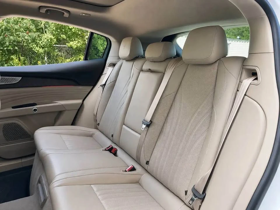 2023 Maserati Grecale - Image 14 of 20