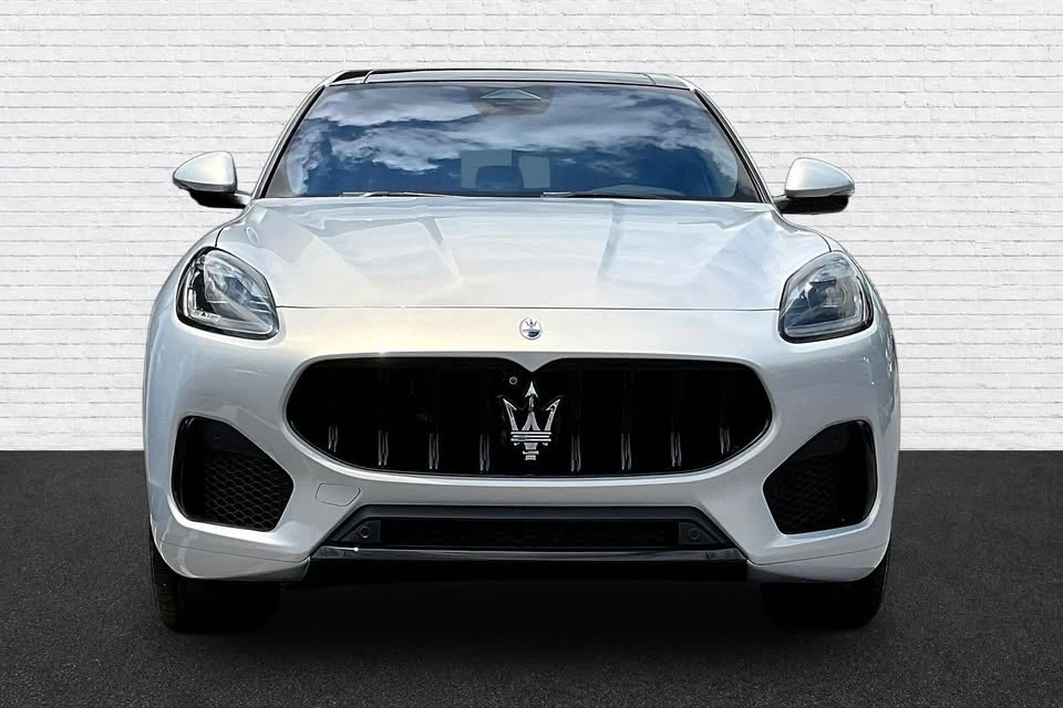 2023 Maserati Grecale - Image 2 of 20