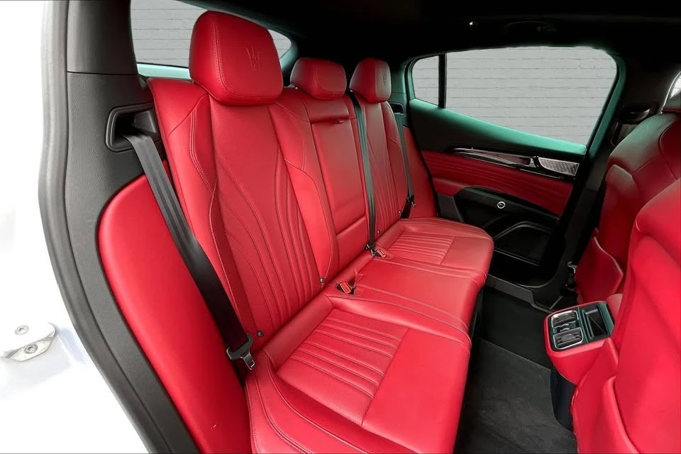 2023 Maserati Grecale - Image 18 of 20