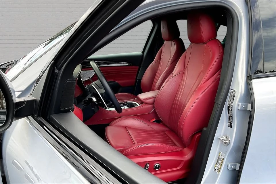 2023 Maserati Grecale - Image 7 of 20