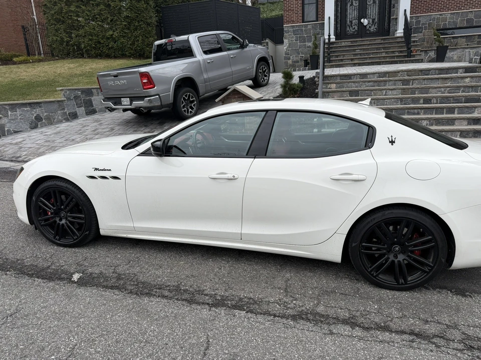 2023 Maserati Ghibli 3rd Gen - Image 12 of 19