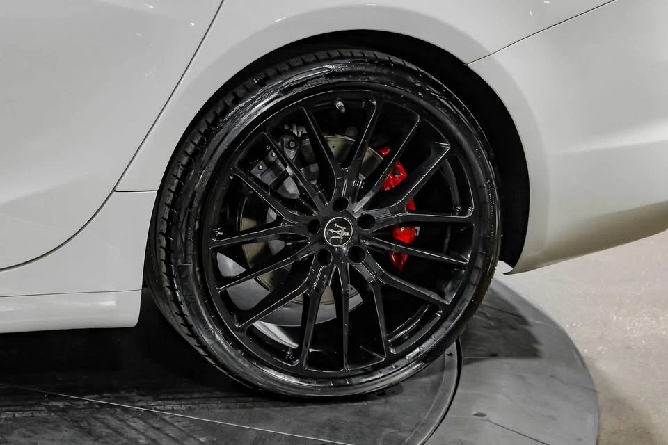 2023 Maserati Ghibli 3rd Gen - Image 14 of 20