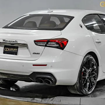 2023 Maserati Ghibli Modena
