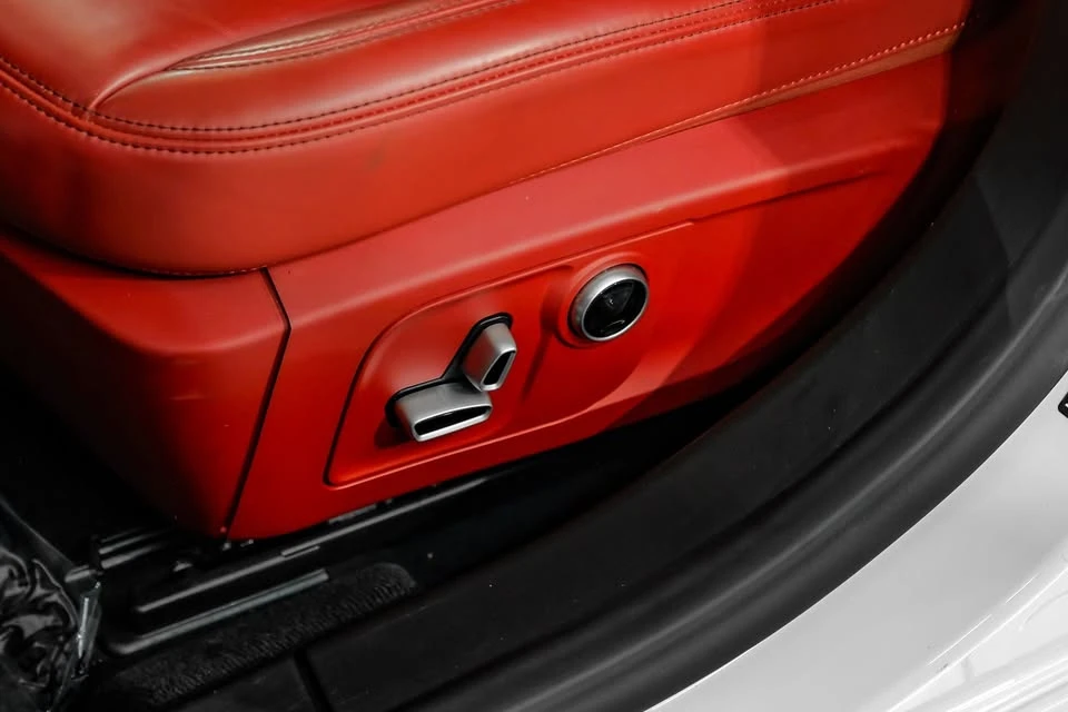 2023 Maserati Ghibli 3rd Gen - Image 16 of 20