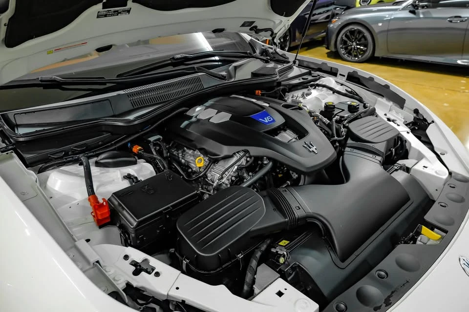 2023 Maserati Ghibli 3rd Gen - Image 18 of 20