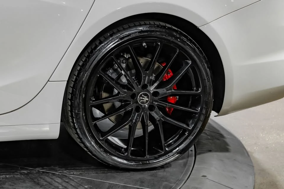 2023 Maserati Ghibli 3rd Gen - Image 9 of 20
