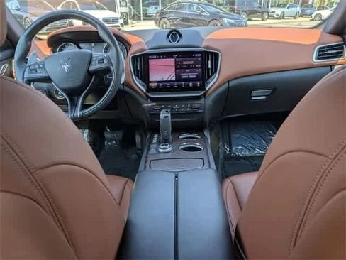 2023 Maserati Ghibli 3rd Gen - Image 15 of 19